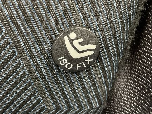 Used 2025 Nissan Versa SV image 16