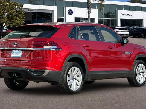 Used 2022 Volkswagen Atlas Cross Sport SE image 4