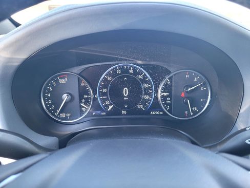 Used 2024 Buick Enclave Premium image 18