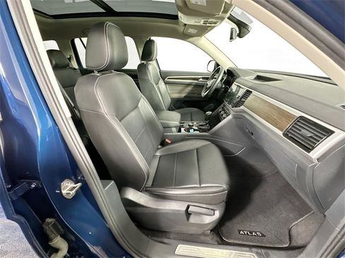 Used 2022 Volkswagen Atlas SE image 30