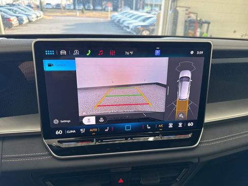 New 2026 Volkswagen Tiguan SE R-Line AWD/4WD image 10