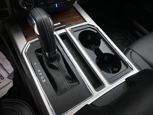 Used 2018 Ford F150 Lariat w/ Equipment Group 502A Luxury AWD/4WD image 19