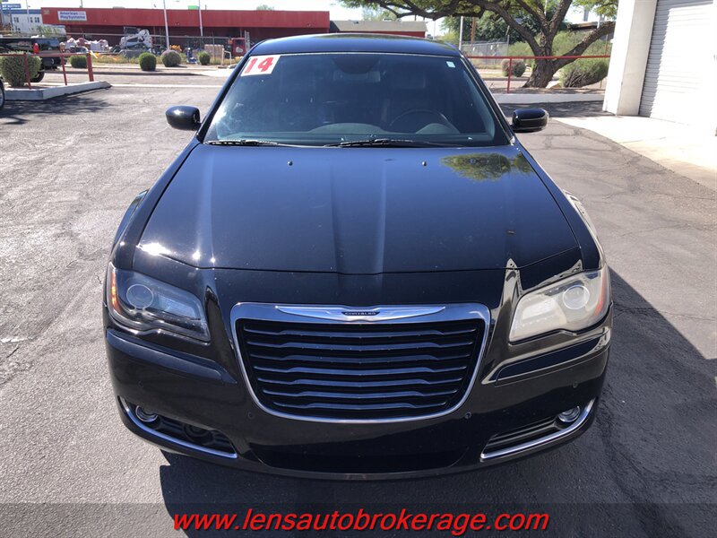 Used 2014 Chrysler 300 S RWD image 3