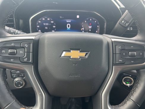 Used 2025 Chevrolet Silverado 1500 LT image 18