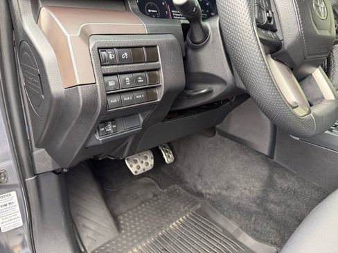 Used 2024 Toyota Tacoma TRD Sport image 15