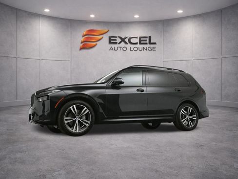 Used 2023 BMW X7 xDrive40i w/ M Sport Package AWD/4WD image 55
