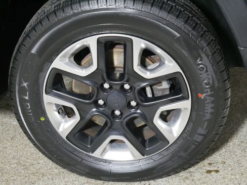 Used 2018 Jeep Compass Trailhawk w/ Leather Interior Group image 15