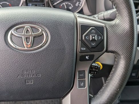 Used 2022 Toyota Tacoma SR5 w/ SR5 Appearance Package (SM) image 19