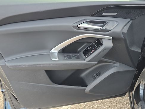 New 2025 Audi Q5 Premium Plus image 16