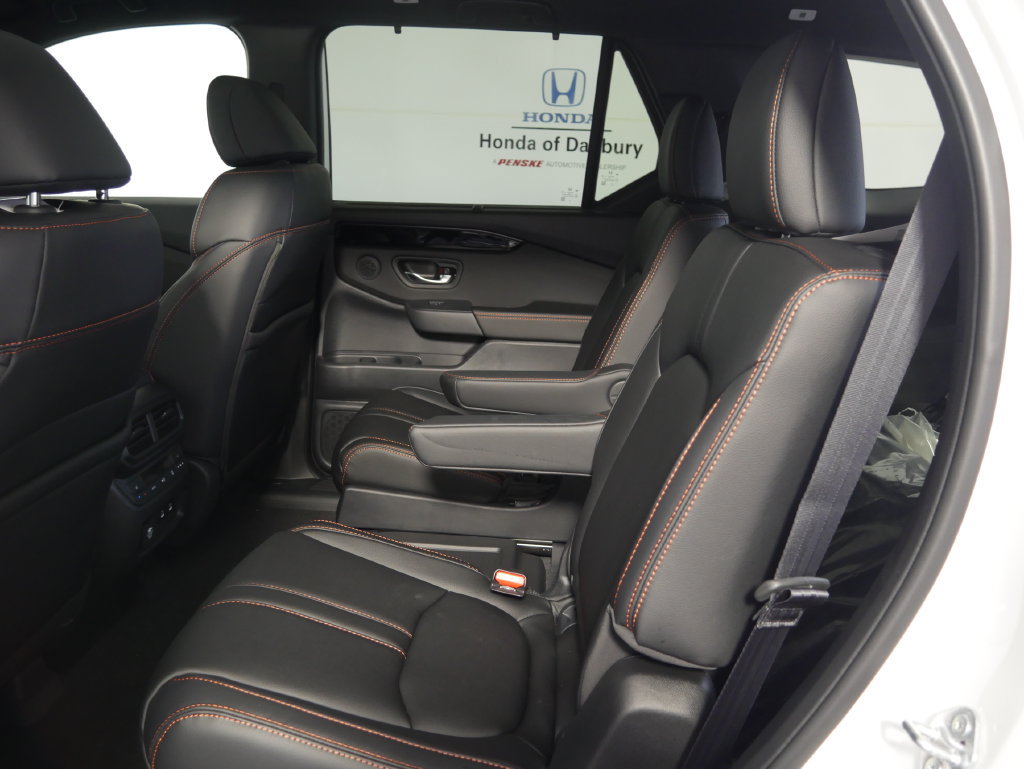 New 2026 Honda Pilot TrailSport image 13