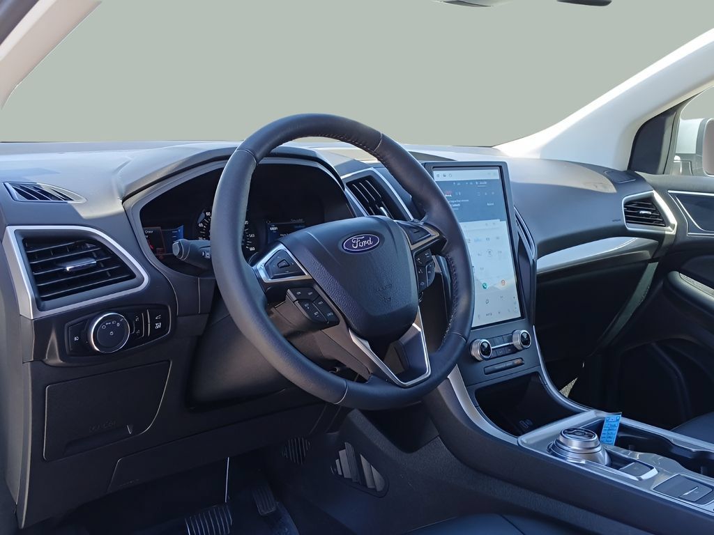 Used 2024 Ford Edge SEL w/ Convenience Package AWD/4WD image 13
