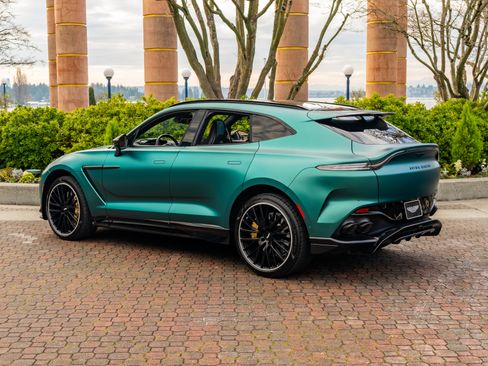 Used 2023 Aston Martin DBX 707 image 2