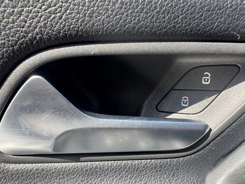 Certified 2019 Mercedes-Benz A 220 4MATIC image 7