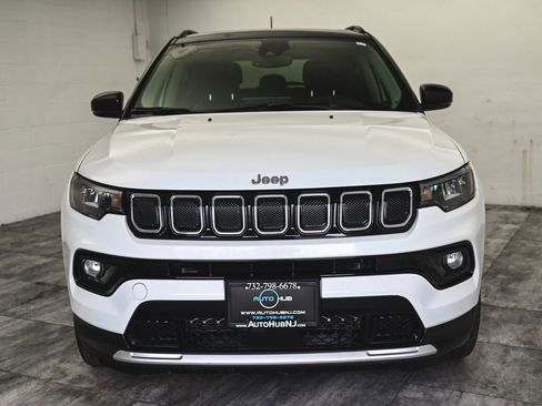 Used 2022 Jeep Compass Limited w/ Sun and Sound Group image 2