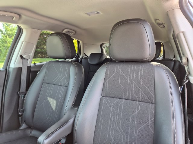 Used 2022 Chevrolet Trax LT w/ LT Convenience Package AWD/4WD image 14