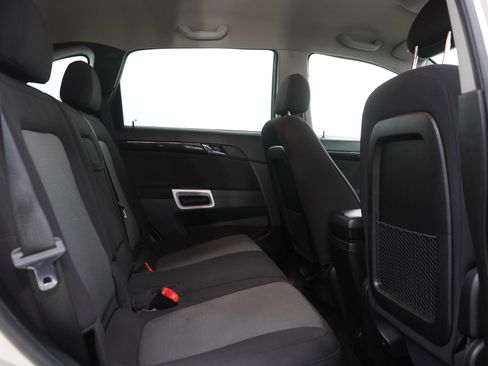 Used 2014 Chevrolet Captiva Sport LS FWD image 12