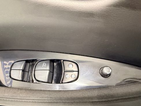 Used 2016 Nissan Leaf SV FWD image 37