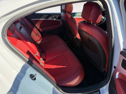 Used 2023 Genesis G70 2.0T w/ Sport Prestige Package image 18