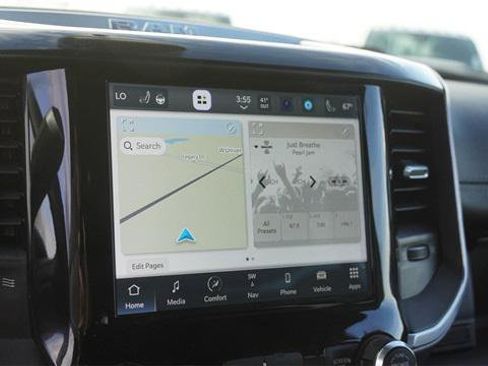 Certified 2022 RAM 3500 Laramie image 21