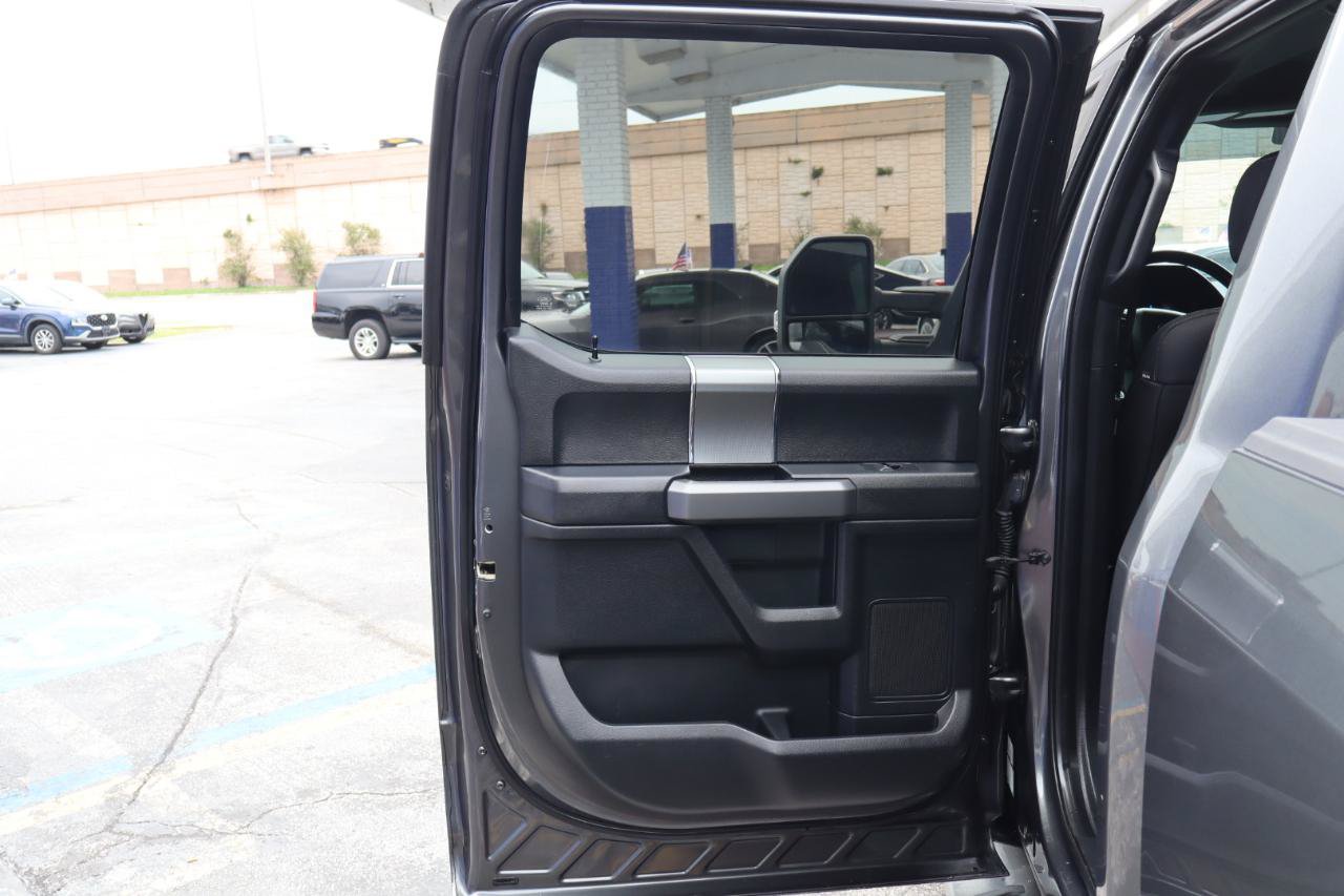Used 2017 Ford F150 XLT w/ Equipment Group 302A Luxury AWD/4WD image 18