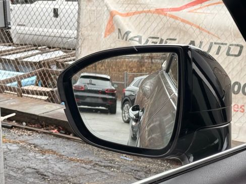 Used 2022 INFINITI QX60 Sensory w/ Vision Package image 42