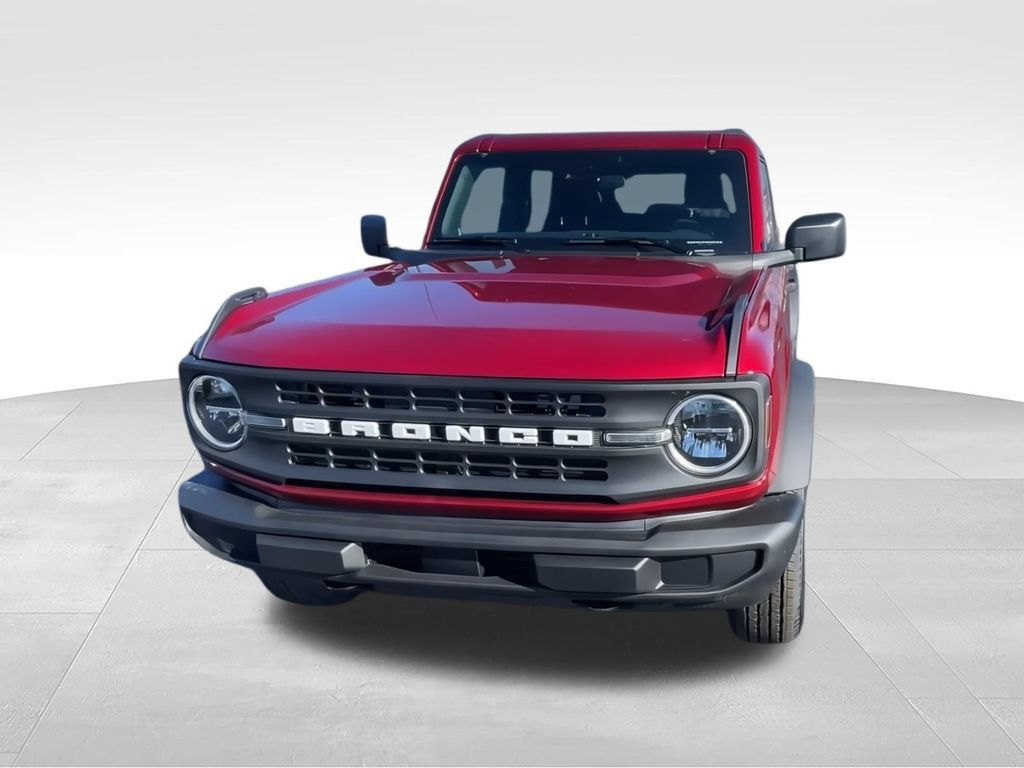 New 2025 Ford Bronco 4-Door AWD/4WD image 3