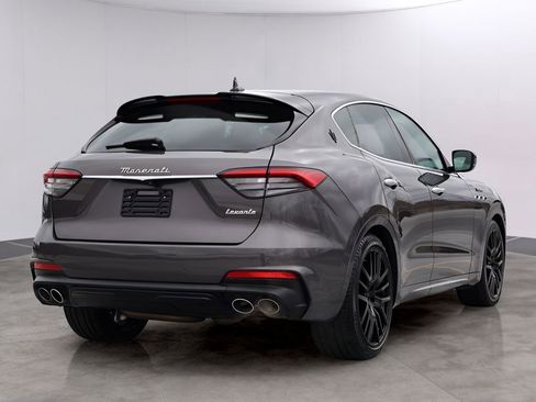 Used 2022 Maserati Levante Modena AWD/4WD image 7