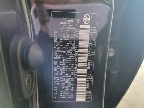 Used 2022 Toyota Corolla LE FWD image 33