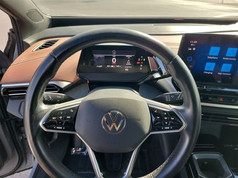 Used 2022 Volkswagen ID.4 Pro S image 28