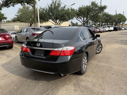 Used 2013 Honda Accord LX image 5