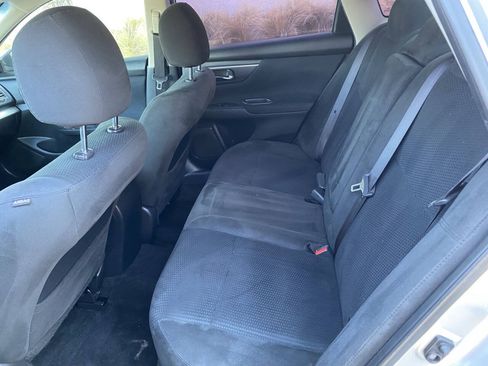 Used 2015 Nissan Altima 2.5 S w/ Power Driver Seat Package FWD image 9