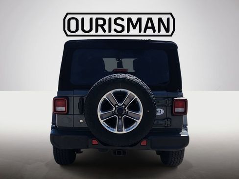 Used 2020 Jeep Wrangler Unlimited Sahara AWD/4WD image 6