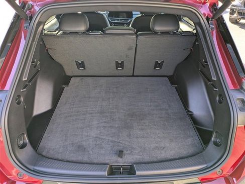 Used 2025 Chevrolet Equinox EV LT w/ Convenience Package image 12