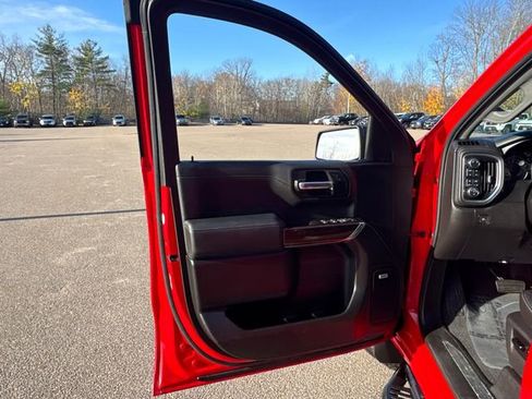 Used 2019 Chevrolet Silverado 1500 LT Trail Boss image 24