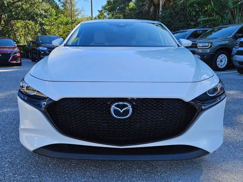 Used 2020 MAZDA MAZDA3 Hatchback image 2