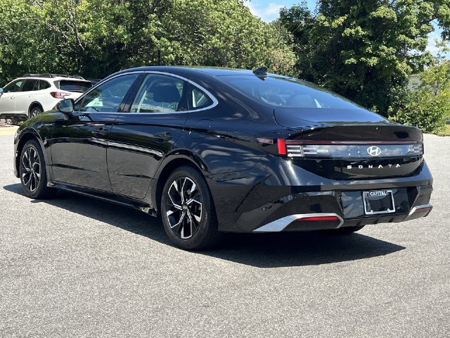 Certified 2025 Hyundai Sonata SEL FWD image 11