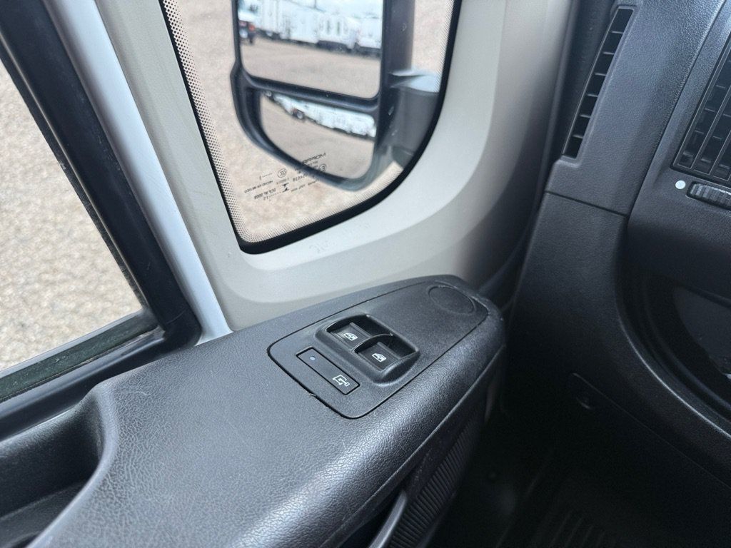 Used 2015 RAM ProMaster 1500 FWD image 20