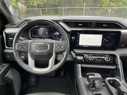 Used 2024 GMC Sierra 1500 Denali image 15