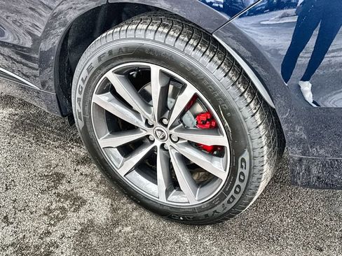 Used 2025 Jaguar F-PACE R-Dynamic S image 11