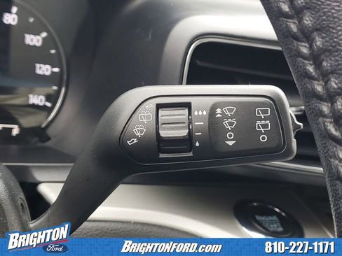 Certified 2022 Ford Explorer XLT w/ Equipment Group 202A image 22