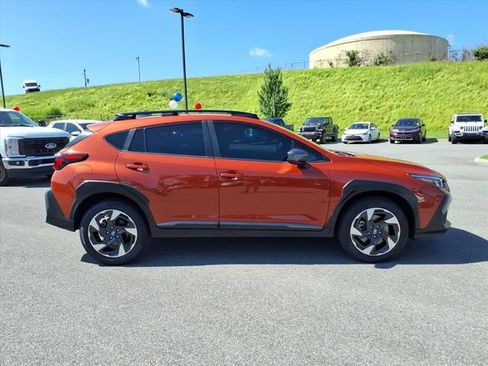 Used 2024 Subaru Crosstrek 2.5i Limited AWD/4WD image 5