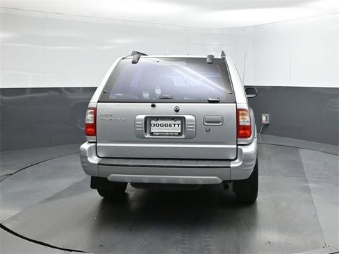 Used 2000 Isuzu Rodeo S image 8