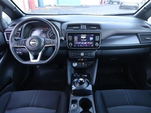 Certified 2024 Nissan Leaf SV Plus image 19