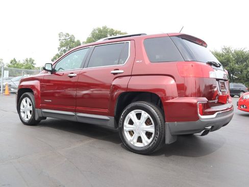 Used 2016 GMC Terrain SLT w/ Driver Alert Package I AWD/4WD image 3