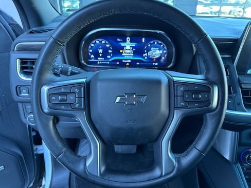 Used 2024 Chevrolet Tahoe Z71 w/ Luxury Package image 3