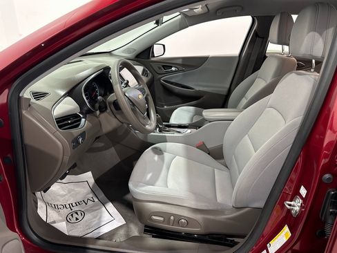 Used 2019 Chevrolet Malibu LT image 16