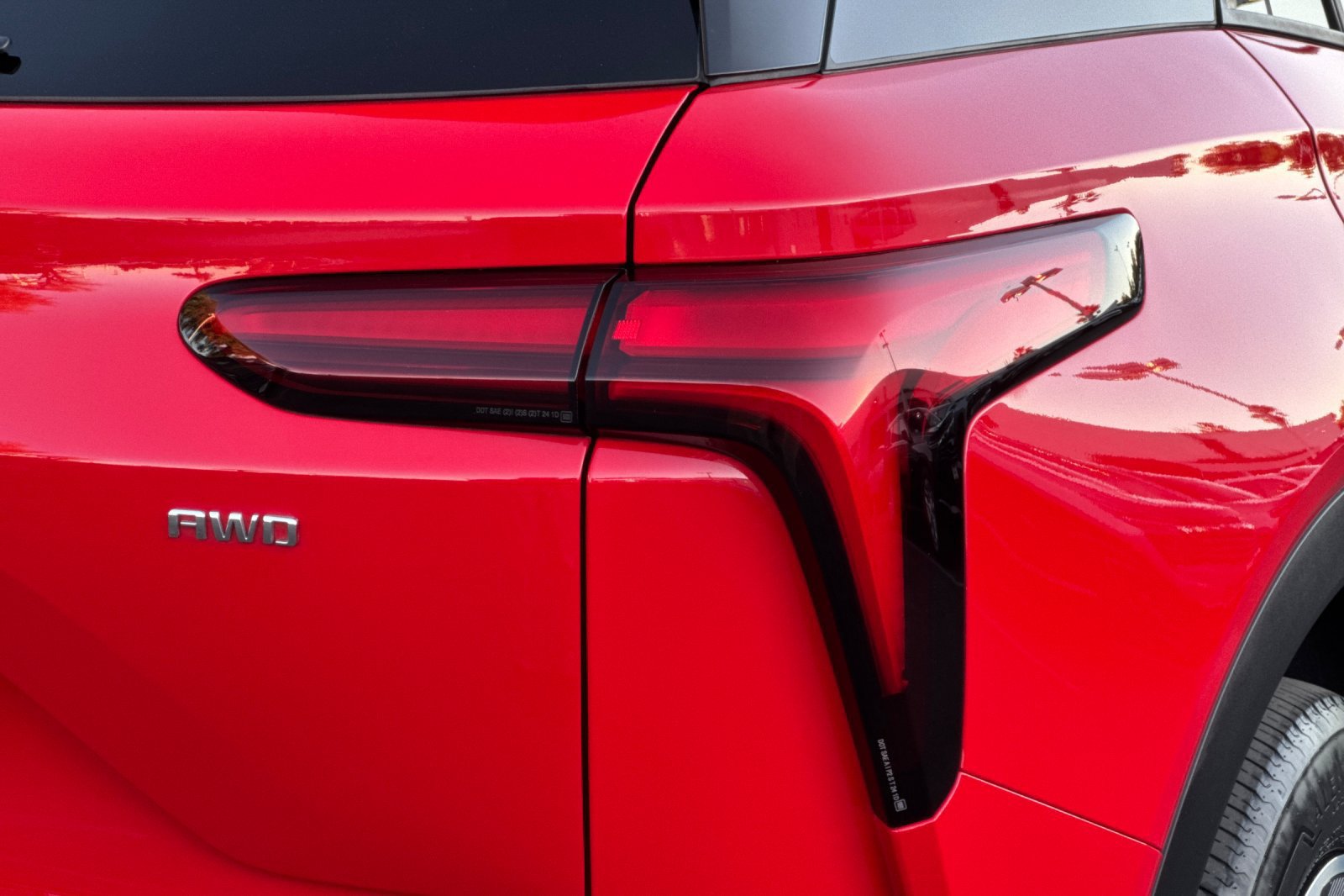 Used 2024 Chevrolet Blazer EV LT AWD/4WD image 47