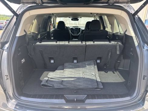 Used 2023 Subaru Ascent Limited AWD/4WD image 34