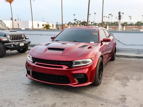 Used 2022 Dodge Charger SRT Hellcat w/ Harman/Kardon Audio Group RWD image 4