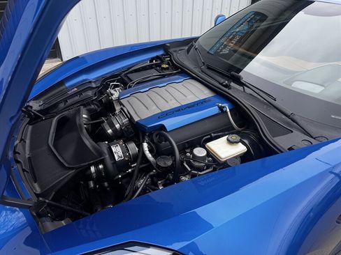 Used 2015 Chevrolet Corvette Stingray Coupe w/ 3LT Preferred Equipment Group image 34